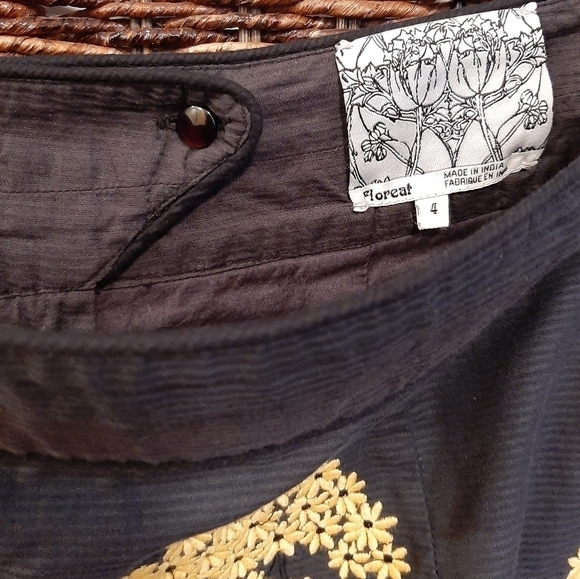 Anthropologie Floreat Size 4 Fennel Flower Embroidered Floral Pencil Skirt Black - Picture 8 of 11